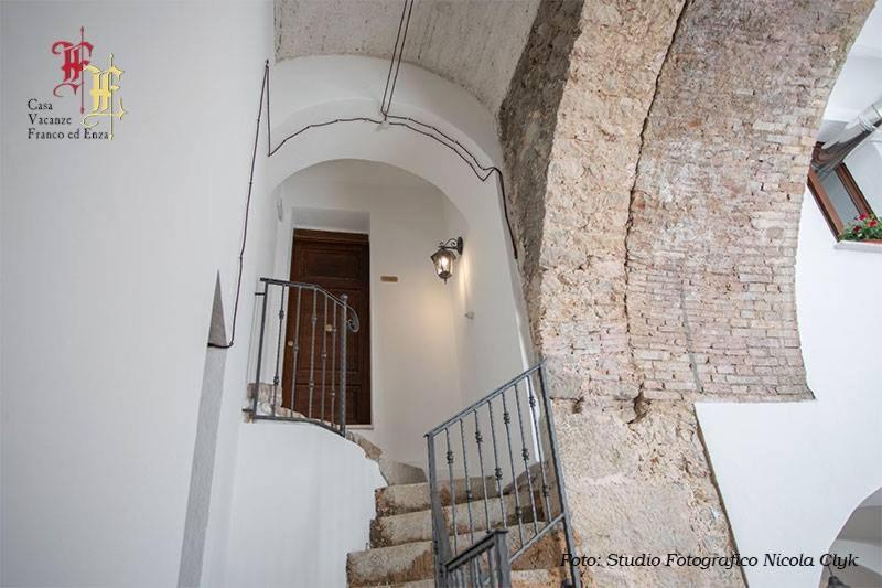 Casa Vacanze - Franco Ed Enza San Gregorio Magno Exterior foto