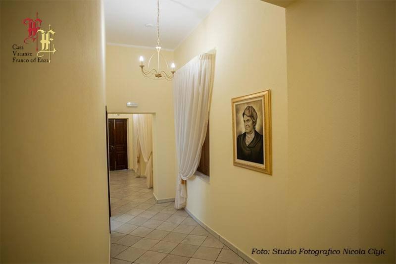 Casa Vacanze - Franco Ed Enza San Gregorio Magno Exterior foto