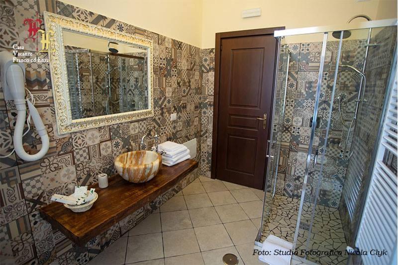Casa Vacanze - Franco Ed Enza San Gregorio Magno Exterior foto